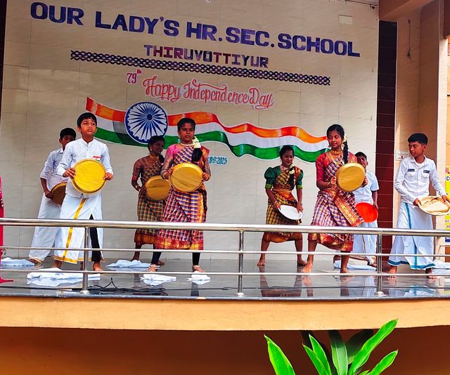 A patriotic dance on Independence Day