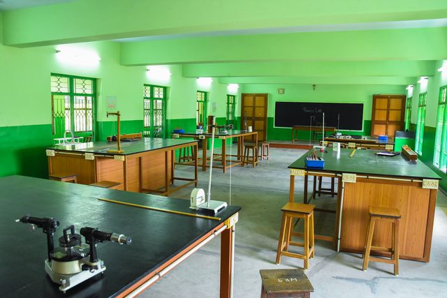 Apparatus laid out on the physics benches